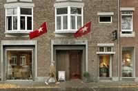 Trendy Townhouse hote