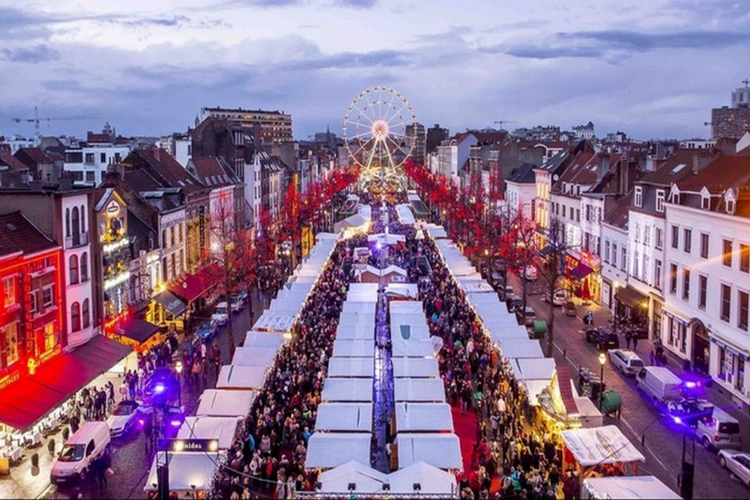 kerstmarkt in Brugge in België