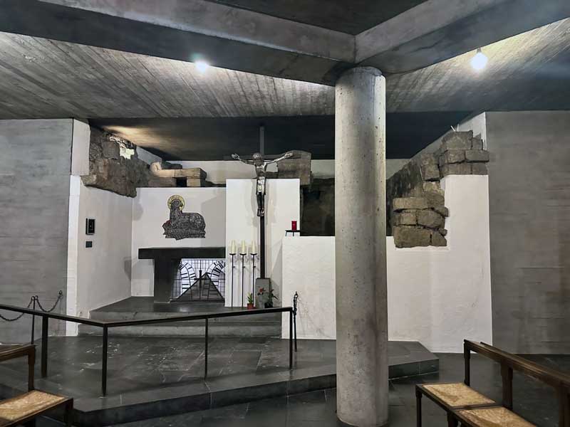 Crypte onder de Dom in Xanten