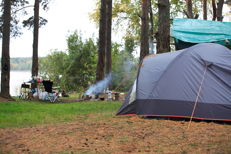 Kamperen dichtbij: routes, campings en slimme tips voor een korte roadtrip